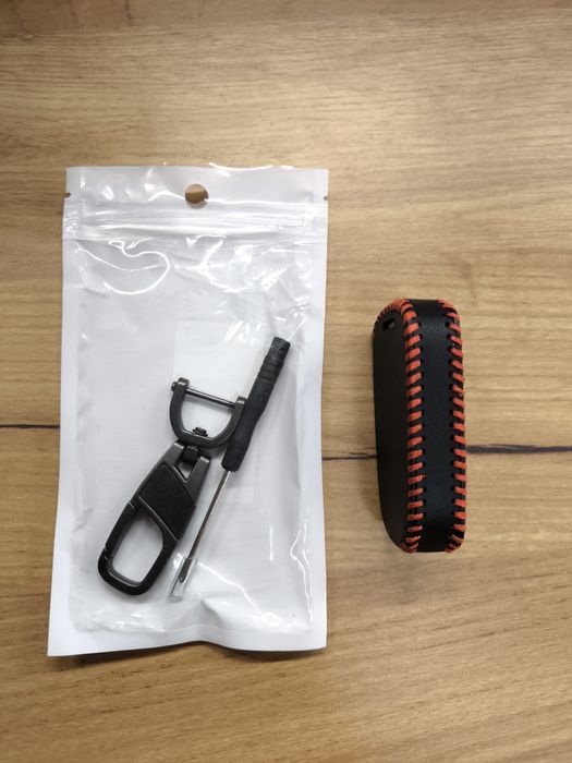 Залъгалка/закопчалка за колан + 2 бр.  ключодържатели за Honda CR-V 3