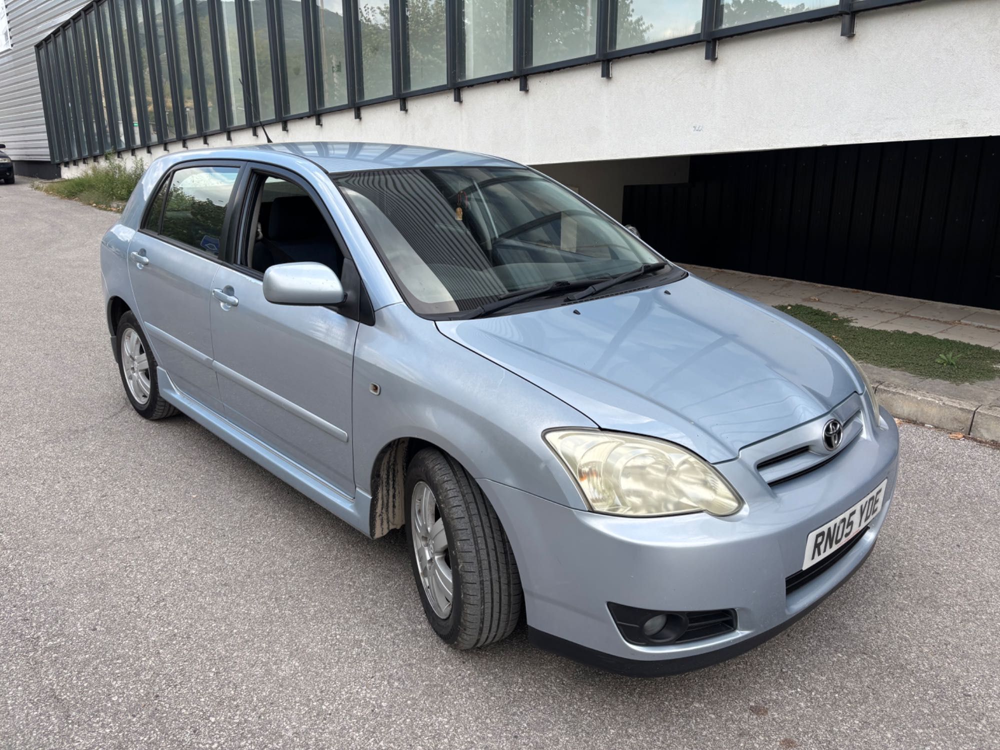 Toyota Corolla 1.6 vvti на части