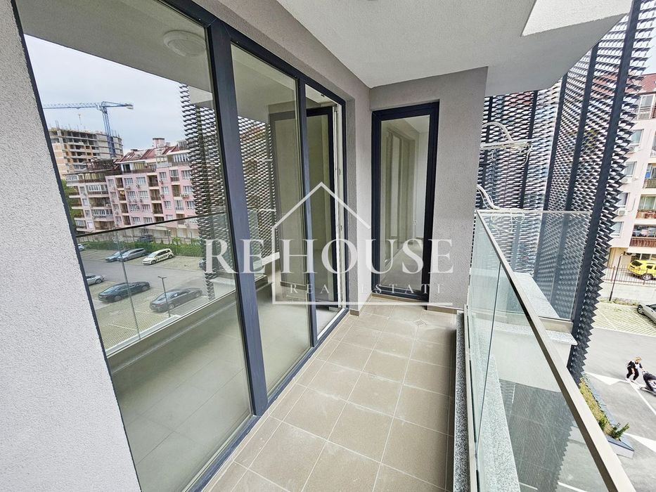 Продава се Двустаен апартамент в Варна, Възраждане 1 - 70 кв.м за 1786 €/кв.м - Снимка #10