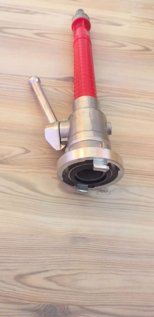 Stut cu robinet pentru furtun de incendiui Ø 50