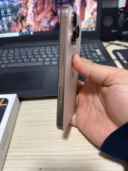 iPhone 16 Pro 128GB Desert Titanium