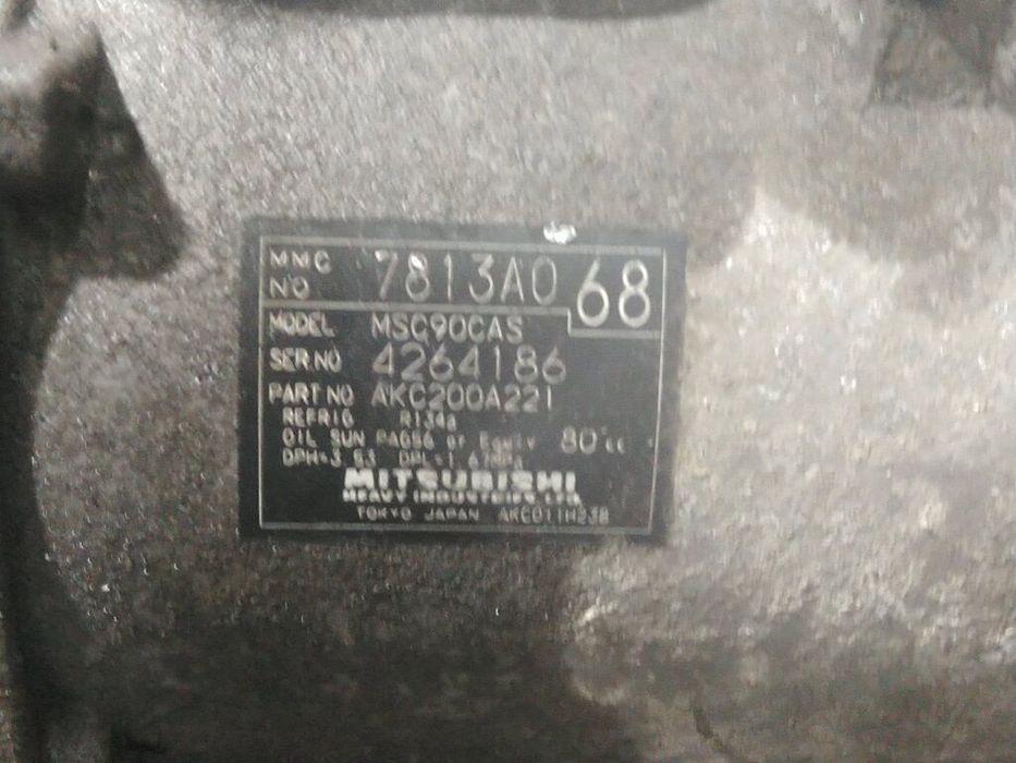 Compresor clima Mitsubishi Outlander 2.4 B 2005 - 2009 	4B12 (1270) 7813a068