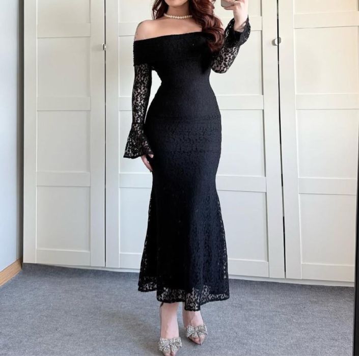 Красивое платье для праздника, почти новое