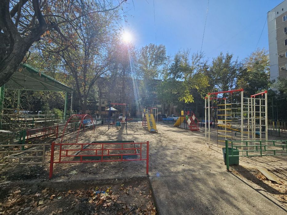 Продаётся  4х комнатная квартира