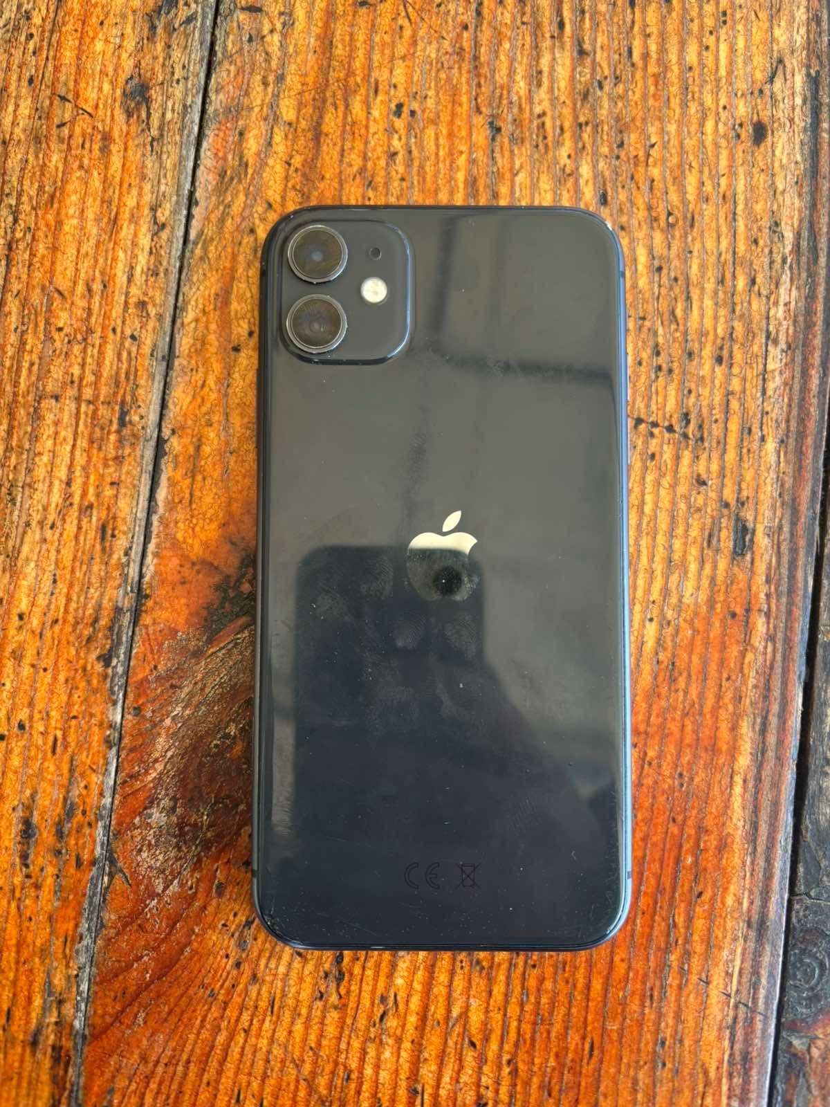 Спешно!! продавам IPhone 11