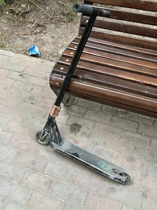 Продам трюковой самокат