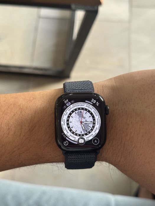 iWatch 10 42mm 64GB ideal