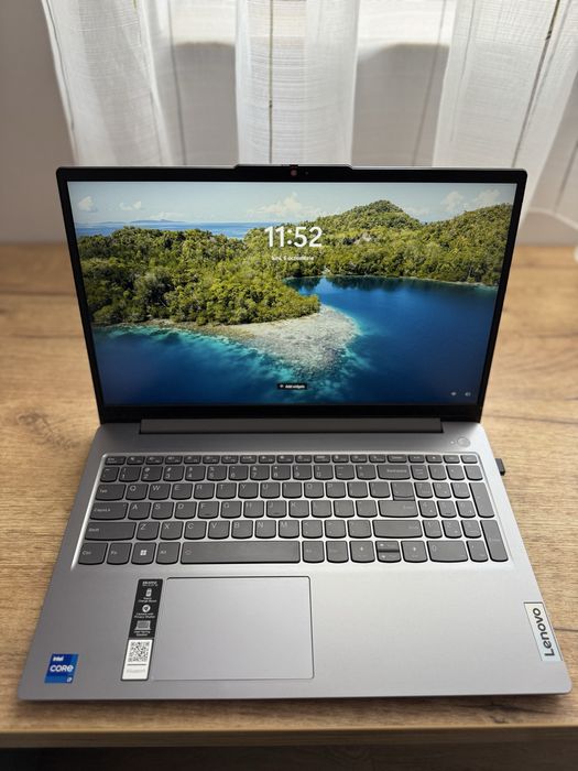 Lenovo IdeaPad Slim 3 15.6”- i7, 16GB RAM, 1TB SSD, Garanție