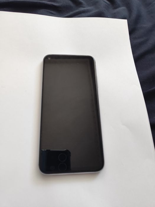 Телефон Huawei P40 lite