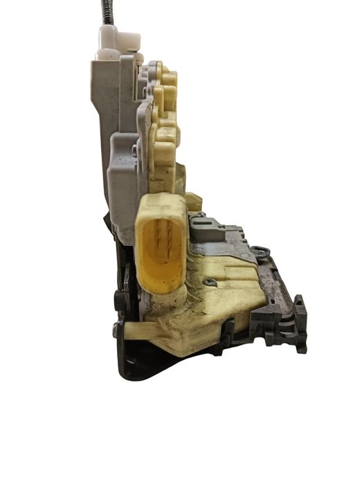 Broasca usa stanga fata AUDI Q7 4LB 2006 - 2016