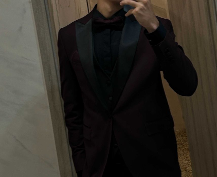 Сако на марката Теодор