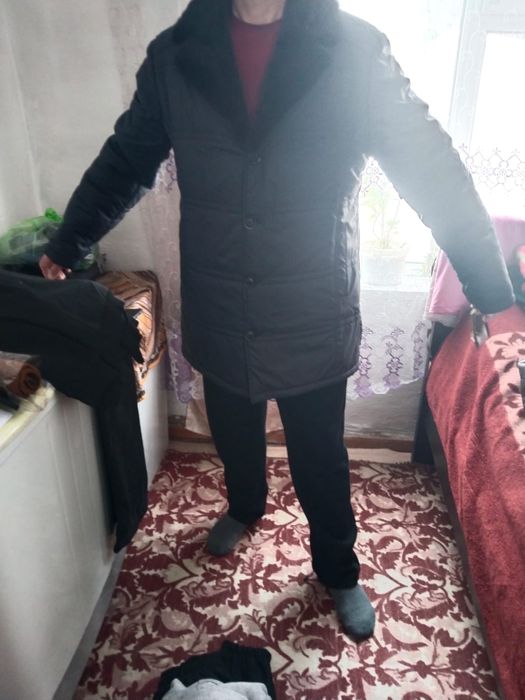 Продам новую мужскую куртку