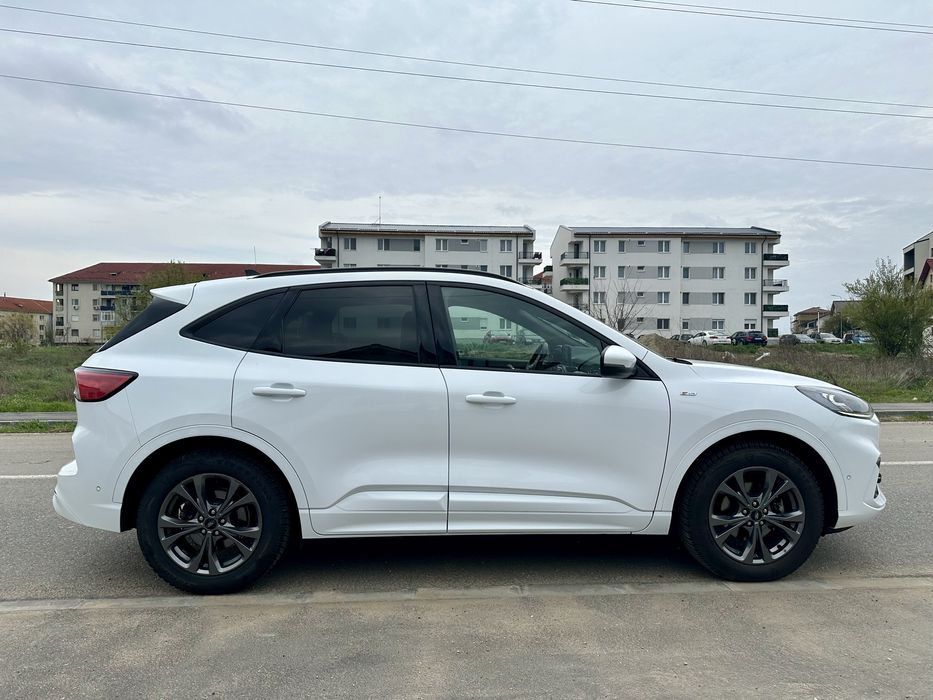Ford Kuga ST-Line X 2.0 190cp 4x4