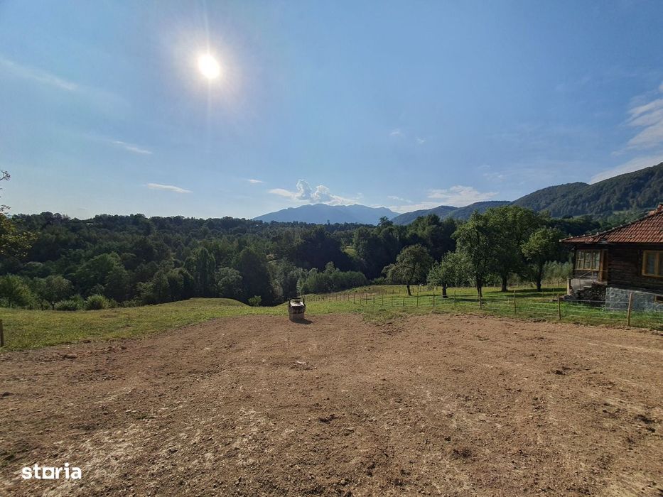 Teren rezidential zona Bran Tohanita zona de case