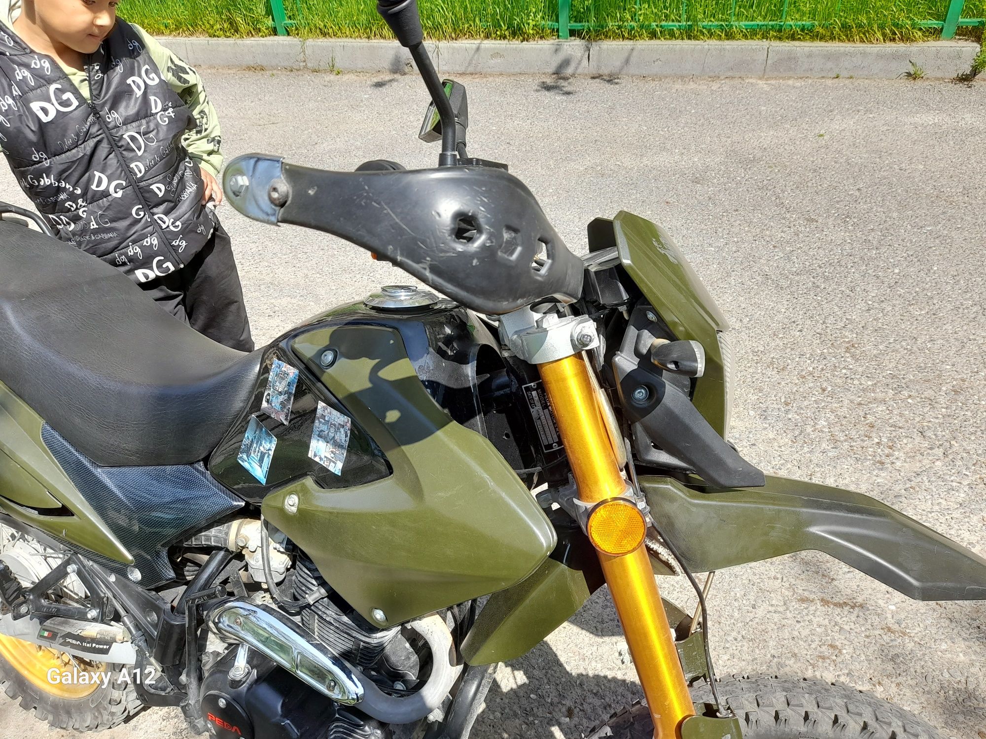 Мотоцикл эндуро 250 кубов