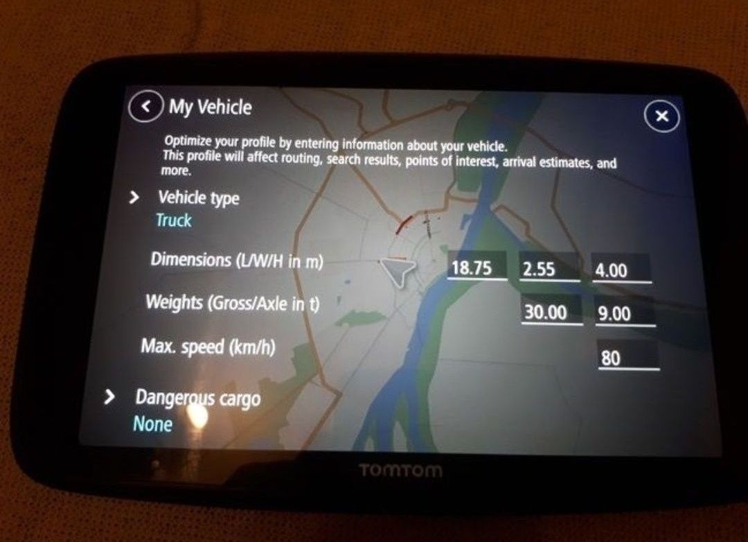 GPS TomTom GO Expert Plus PP 7 inch, NOU la cutie, pt camion autocar