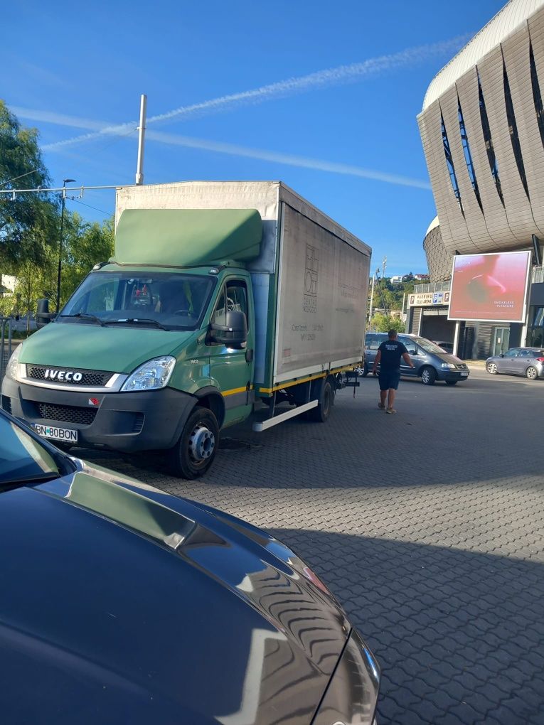 Transport marfa cu prelata și lift,7 t,și 3,5 t