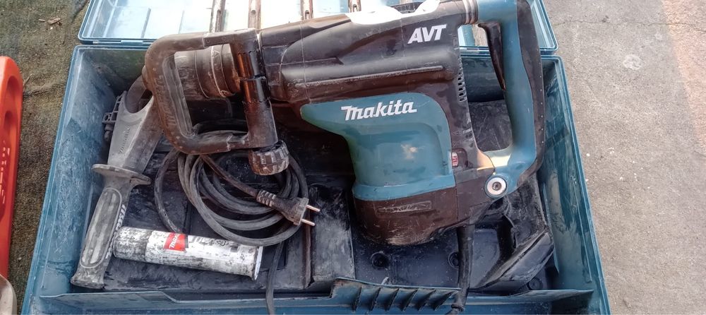 Ciocan rotopercutor si demolator Makita HR 4511C