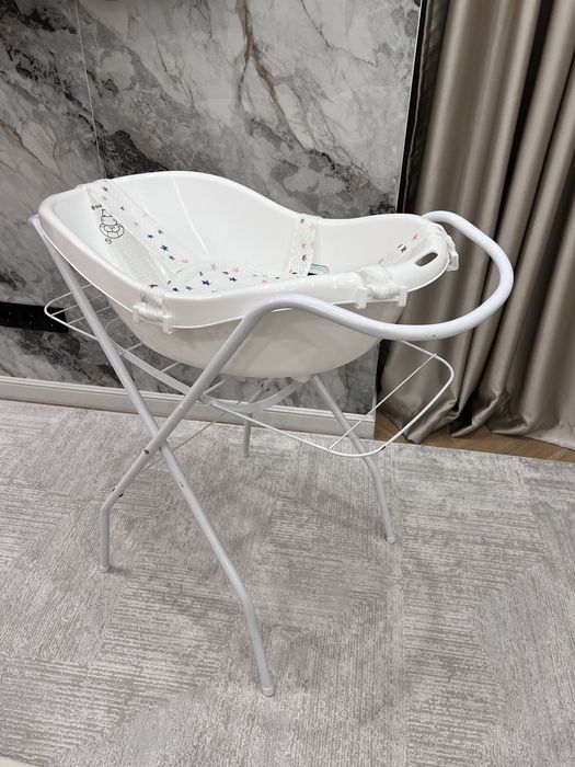 Детская ванна с подставкой