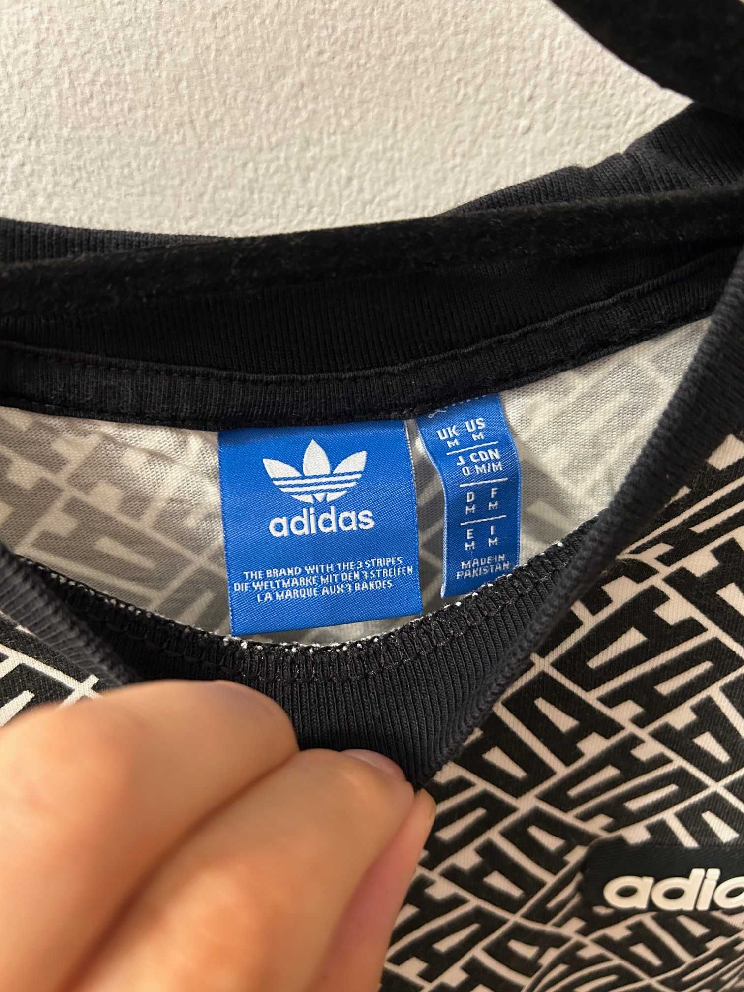 Тениска Adidas Originals – размер M