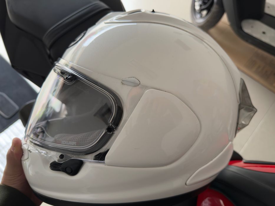 Arai RX-7V Diamond White