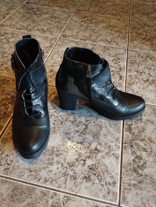 Боти естествена кожа