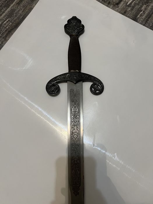 Vand/schimb sabie panoplie Spania