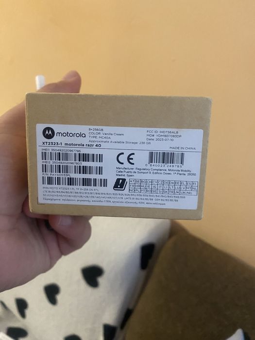 Motorola RAZR 40