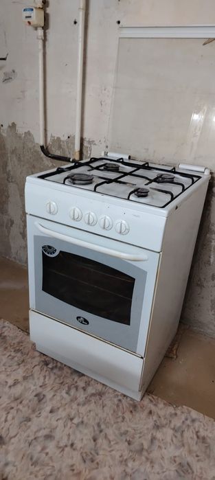 Газовая плита все в хорошем состоянии