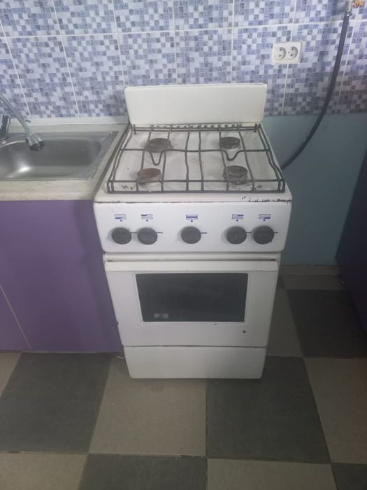 Газовый плита , жагдайы жаксы истеп тур, сатылып жатыр , Сарыагаш кала