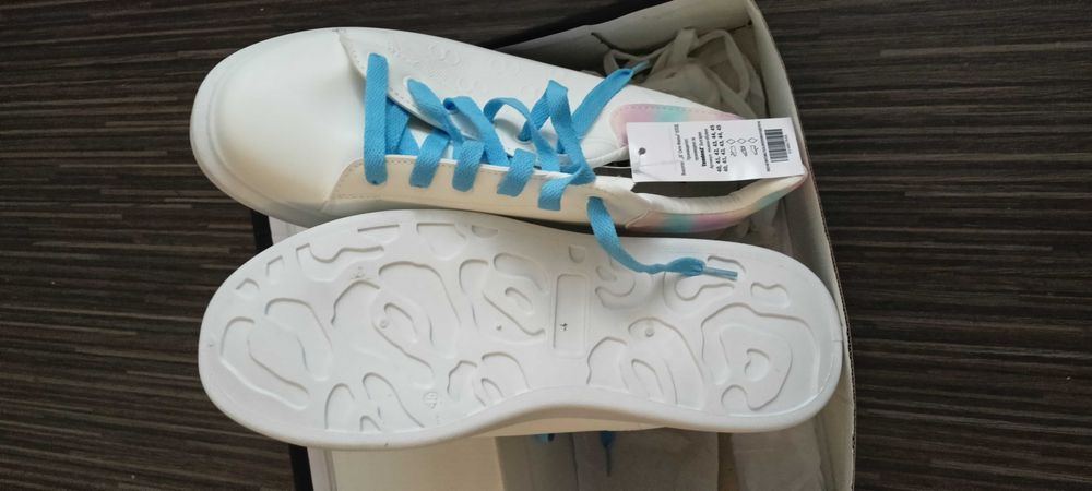 Мъжки маратонки 45 номер