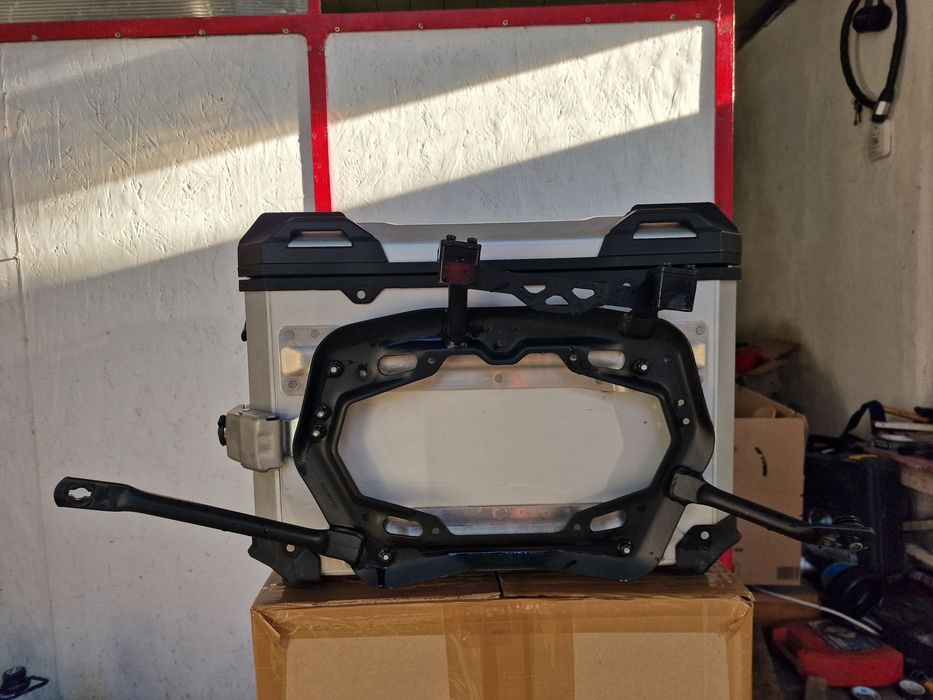 Cutii laterale (side case) 45L/37L + suporți SW Motech Trax CRF1000 Ad