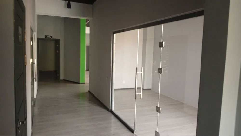 Сдается офисные помещения в Бизнес центре