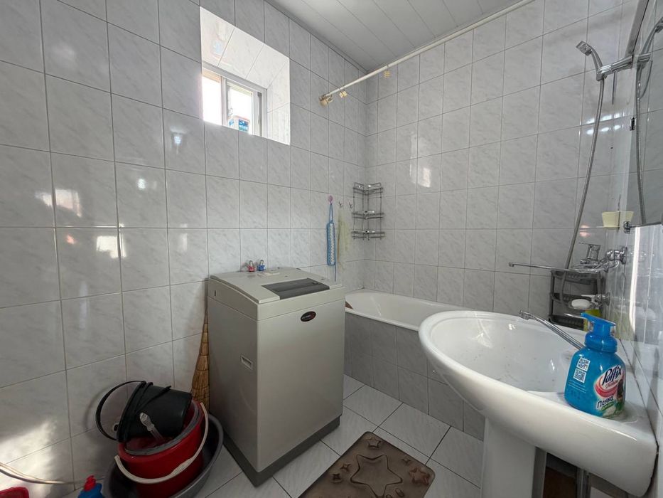 Своя 3/4/4 Буюк Ипак Йюли, Буз базар, банковский дом 115м2 кирпичный