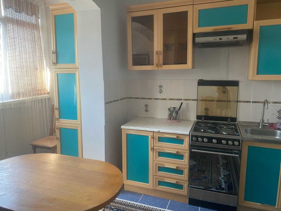 Сдам двухкомнатную квартиру после ремонта на длительный срок