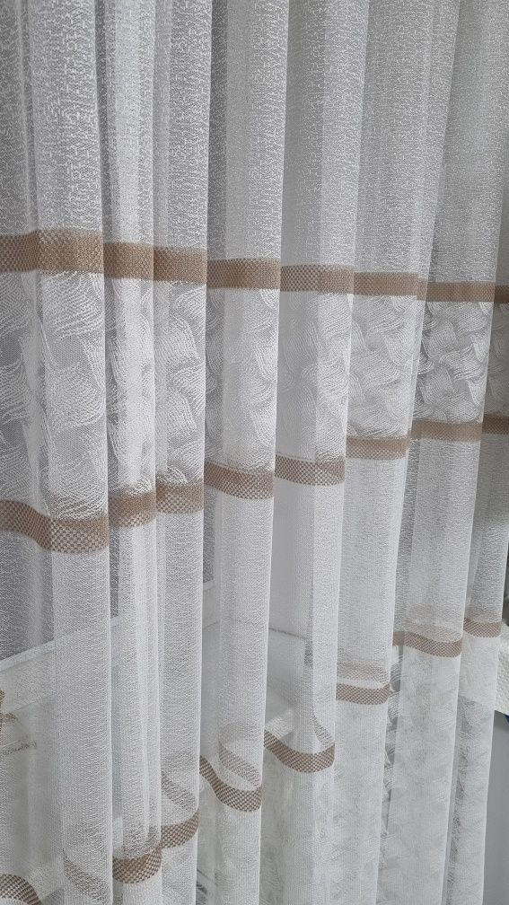 Тюль  кружевная с узорами
