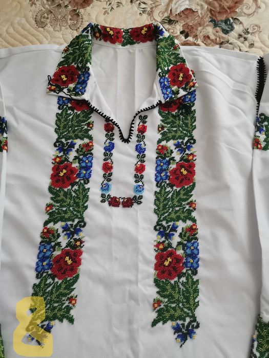 Camasi traditionale cu margele