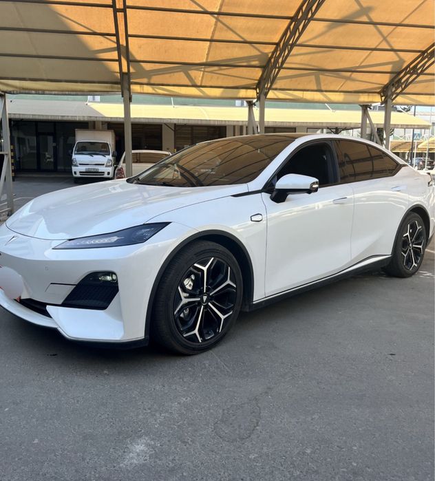 Deepal sl03 gibrid 1100km 2023