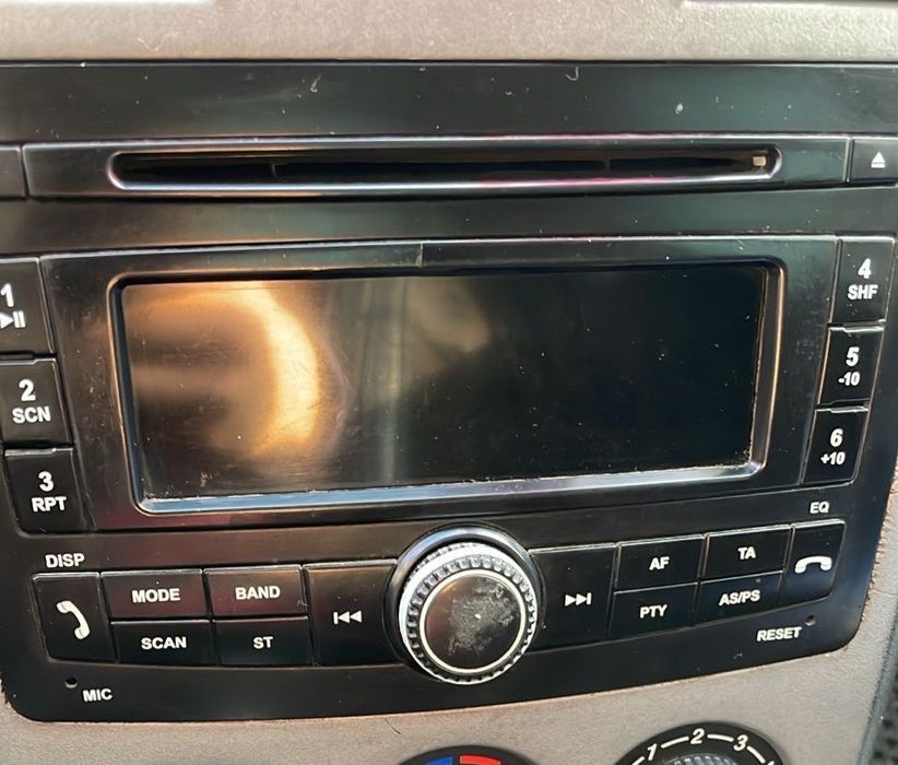 Продам штатный мафон Приора