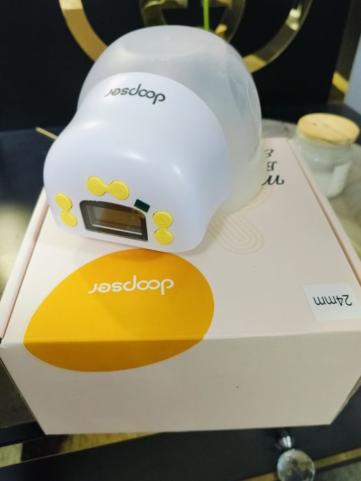 Vând pompă de sân