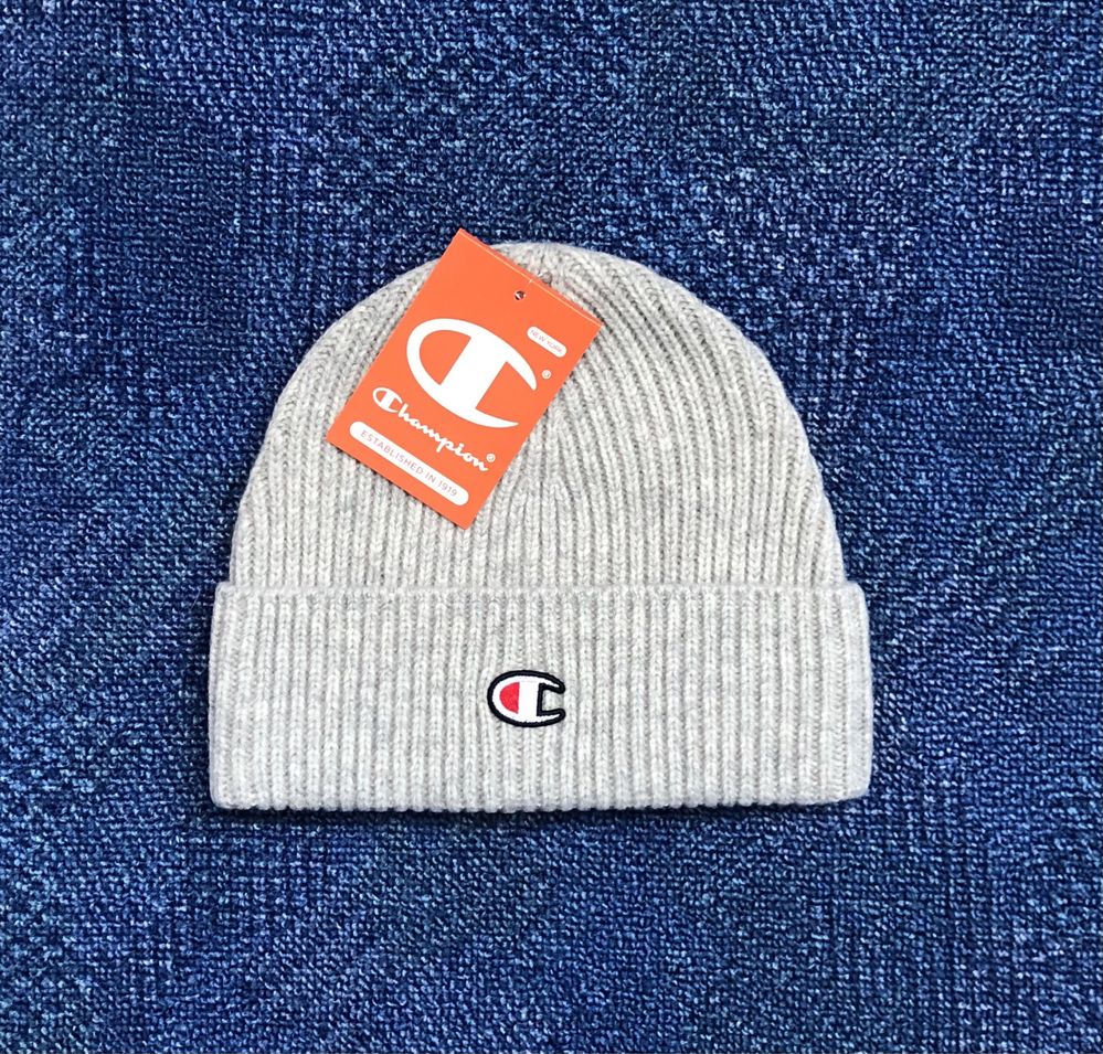 100% вълна Levis / Champion / MSCH ОРИГИНАЛНИ зимни шапки