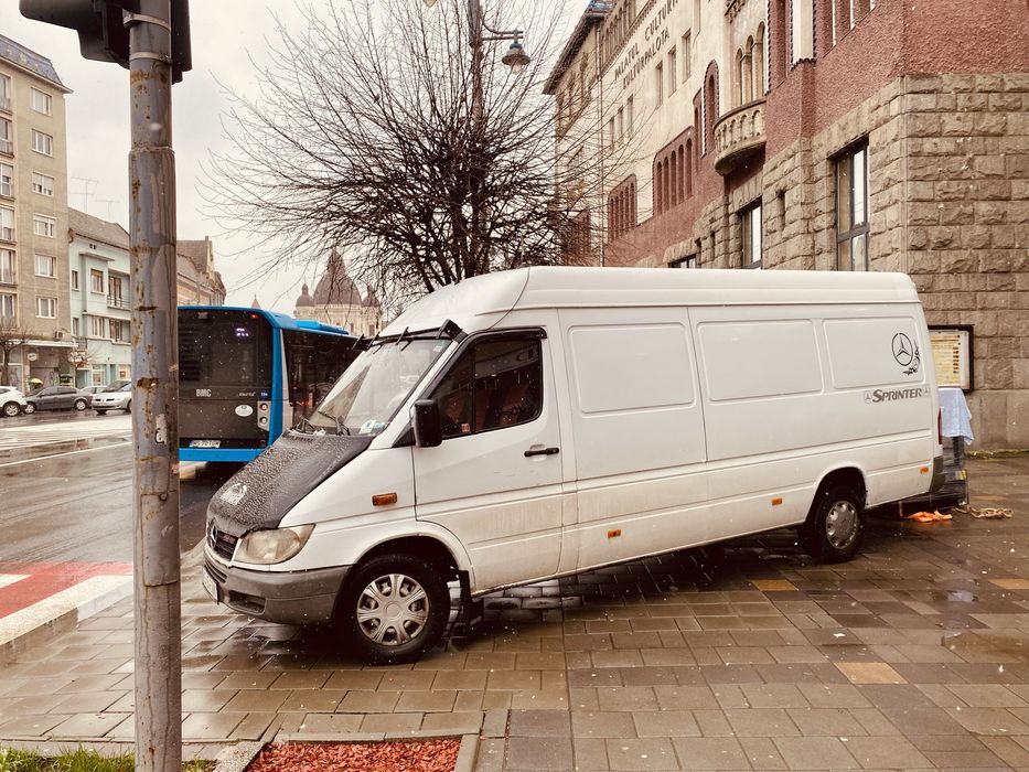 Transport Debarasari Mobila Veche