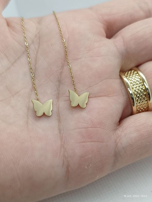 Cercei placați cu aur