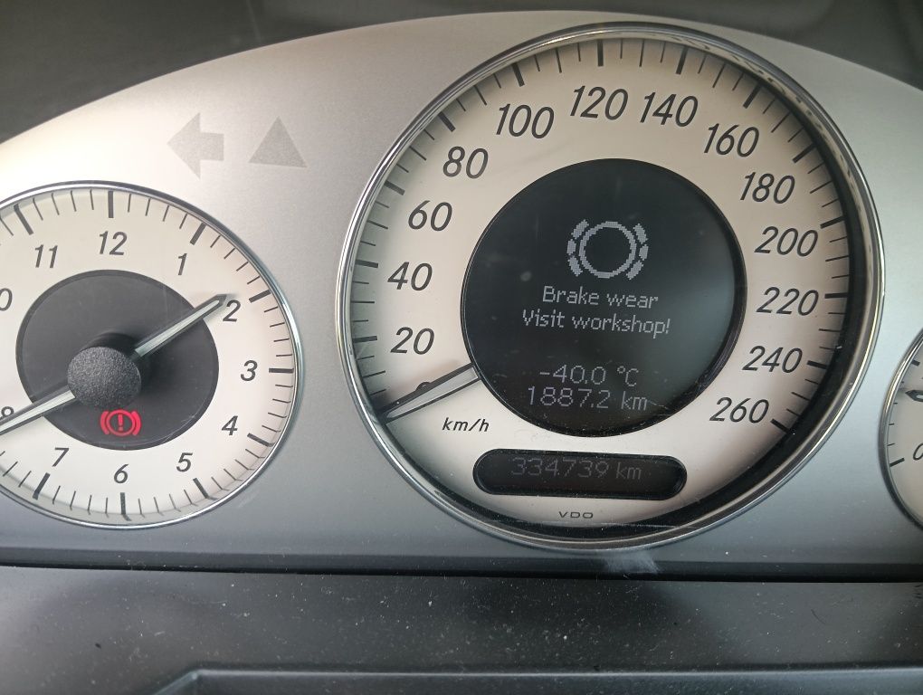 Mercedes E220 CDI