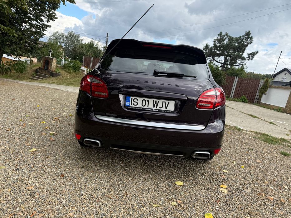 Porsche cayenne 3.0