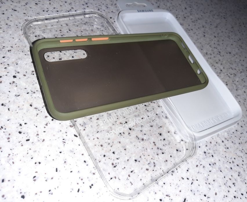 Силиконовый новый качественный чехол на Samsung A50. Оливковый цвет.