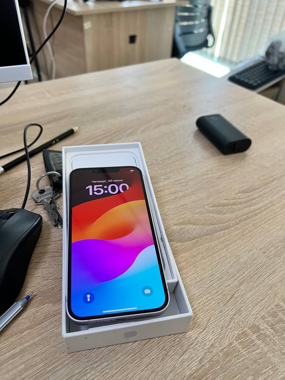 iPhone 14.        сатылады
