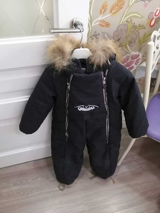 продам детскую курточку
