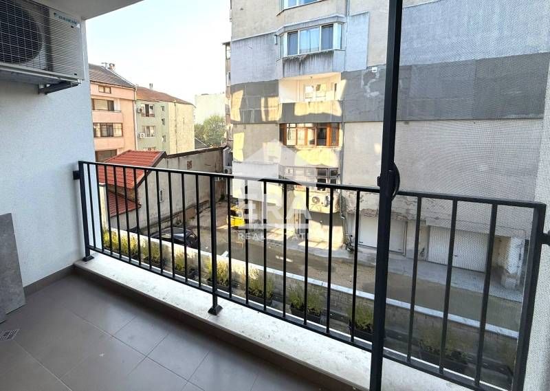 Двустаен новообзаведен апартамент под наем в центъра на град Варна