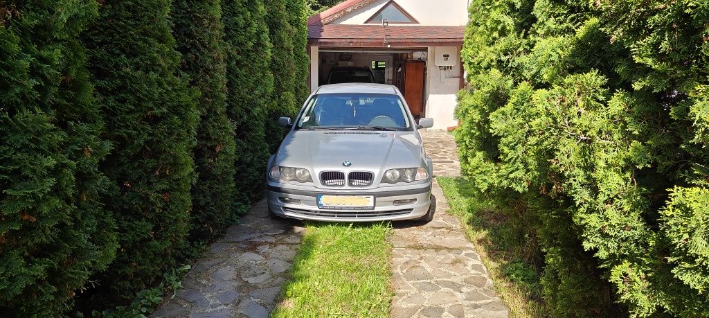 BMW seria 3 din 2001